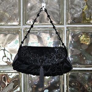 Vintage Beaded Velvet Clutch Beaded Strap Tassle Closure Excellent Condition